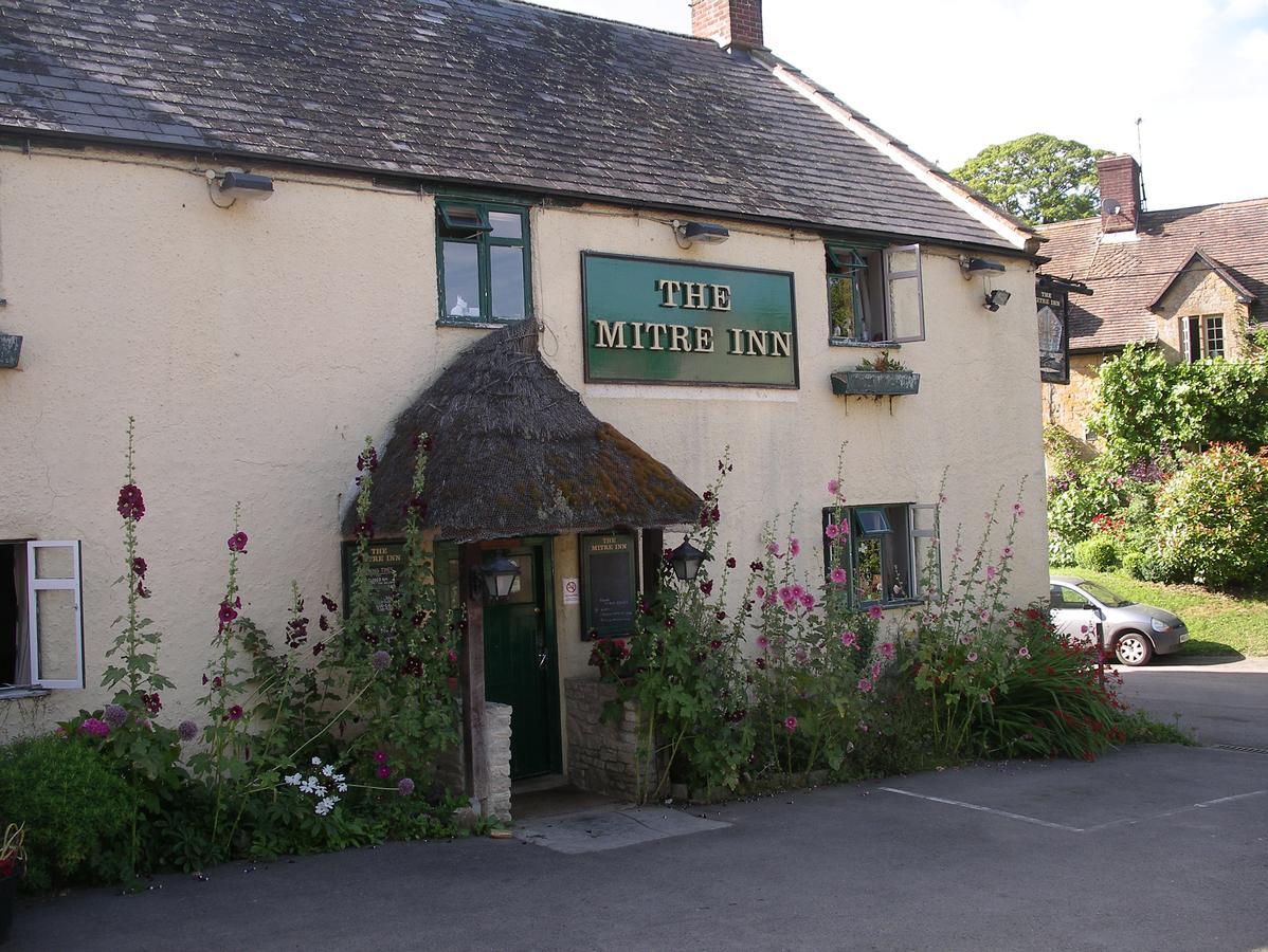 The Mitre Inn Sherborne  Exterior photo