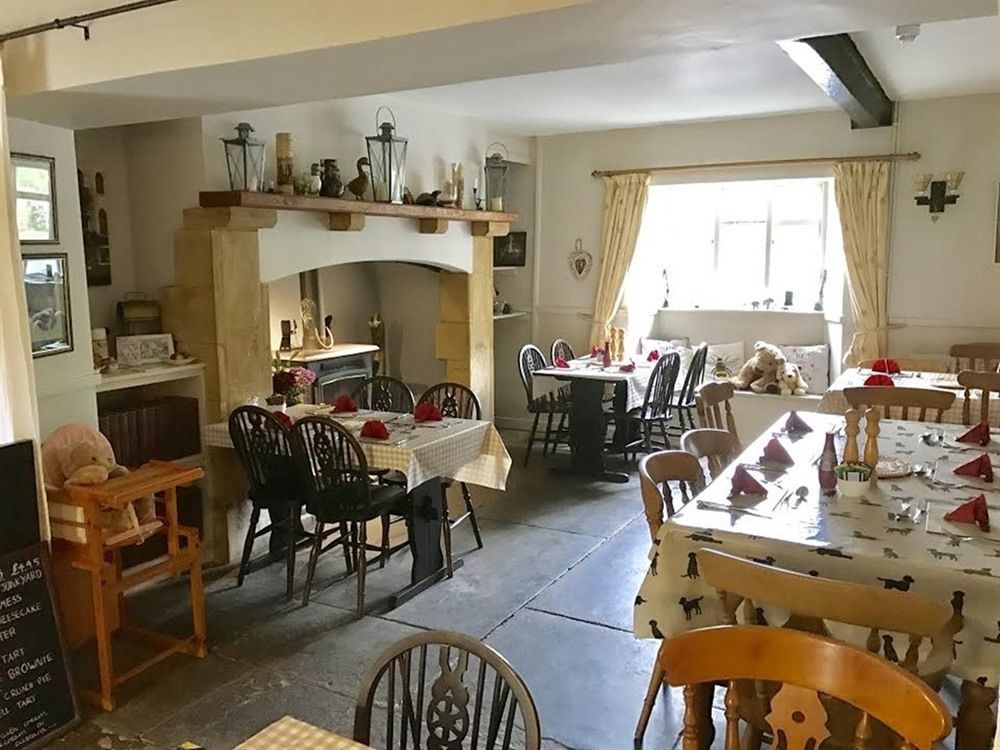 The Mitre Inn Sherborne  Exterior photo