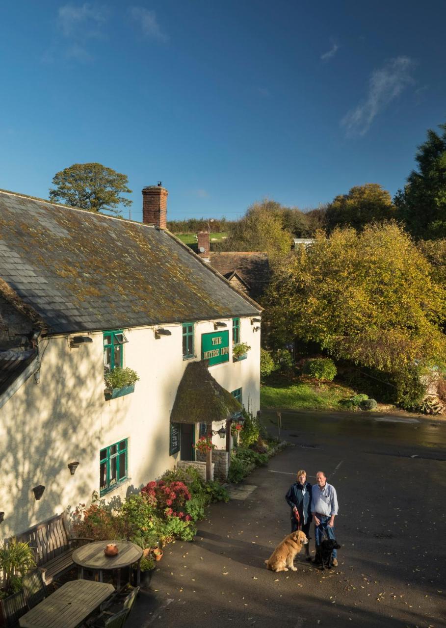 The Mitre Inn Sherborne  Exterior photo