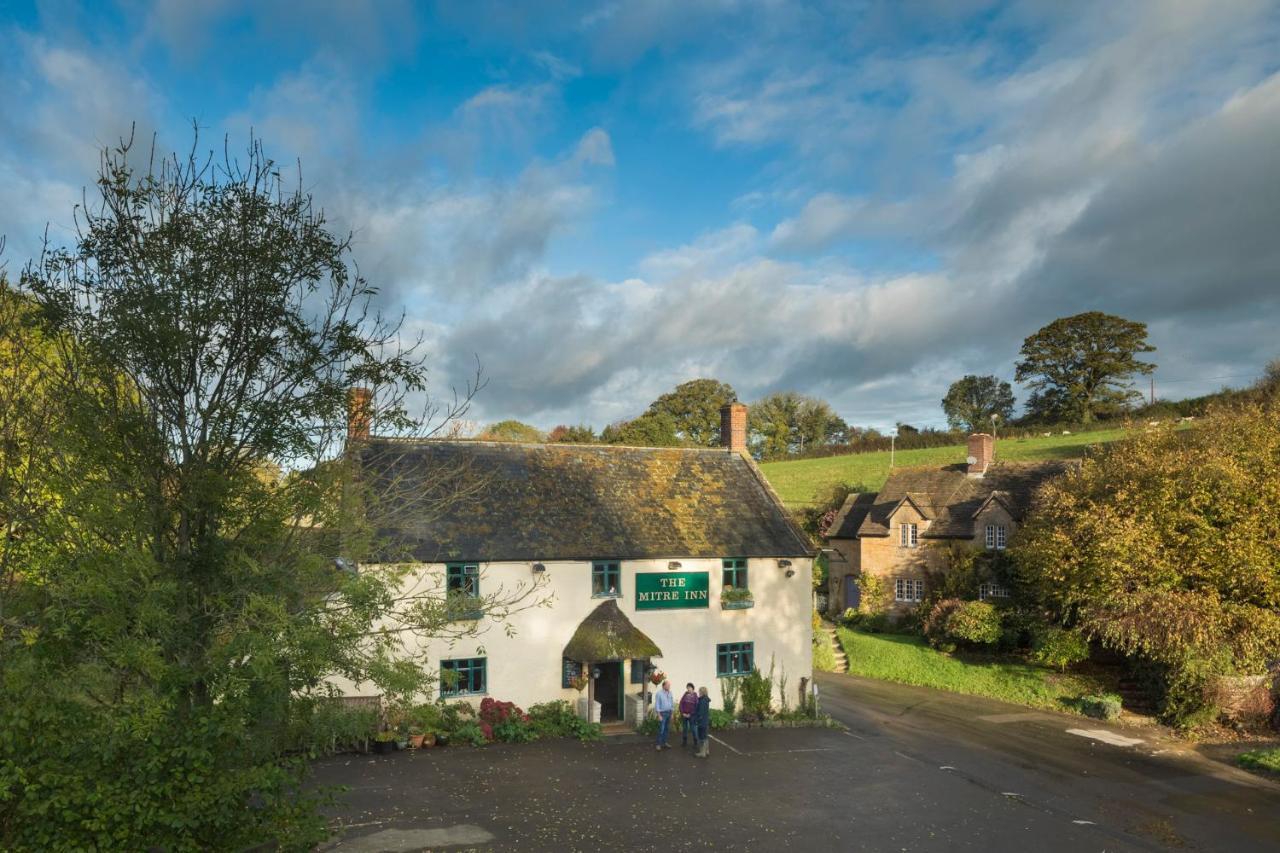 The Mitre Inn Sherborne  Exterior photo